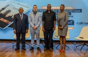 Filipe Caetano Guente lançou o livro “Introdução à Indústria do Petróleo” com perspectivas para o sector em Moçambique – Home Filipe caetano guente lançou o livro “introdução à indústria do petróleo” com perspectivas para