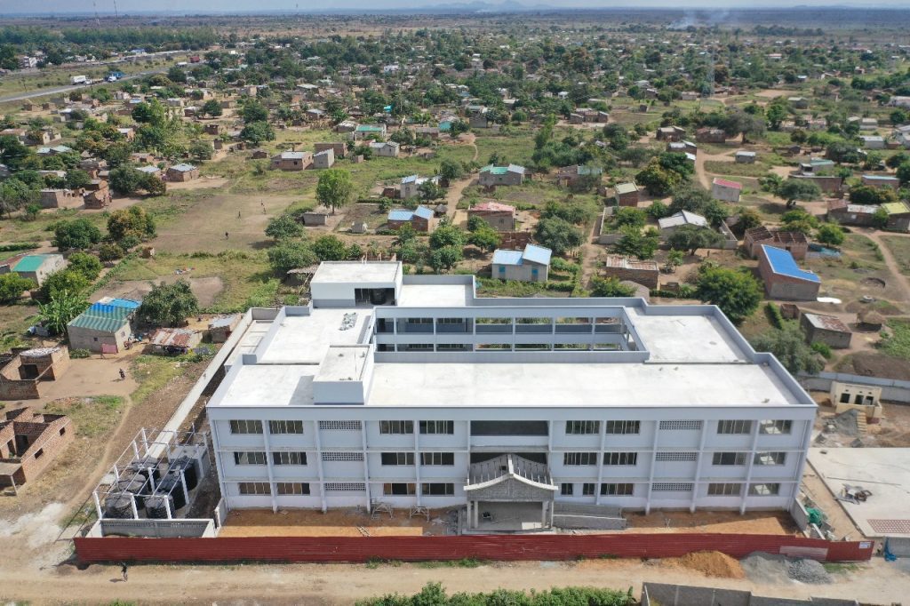 Sofalaː fundação tzu chi entrega mais 13 escolas até dezembro