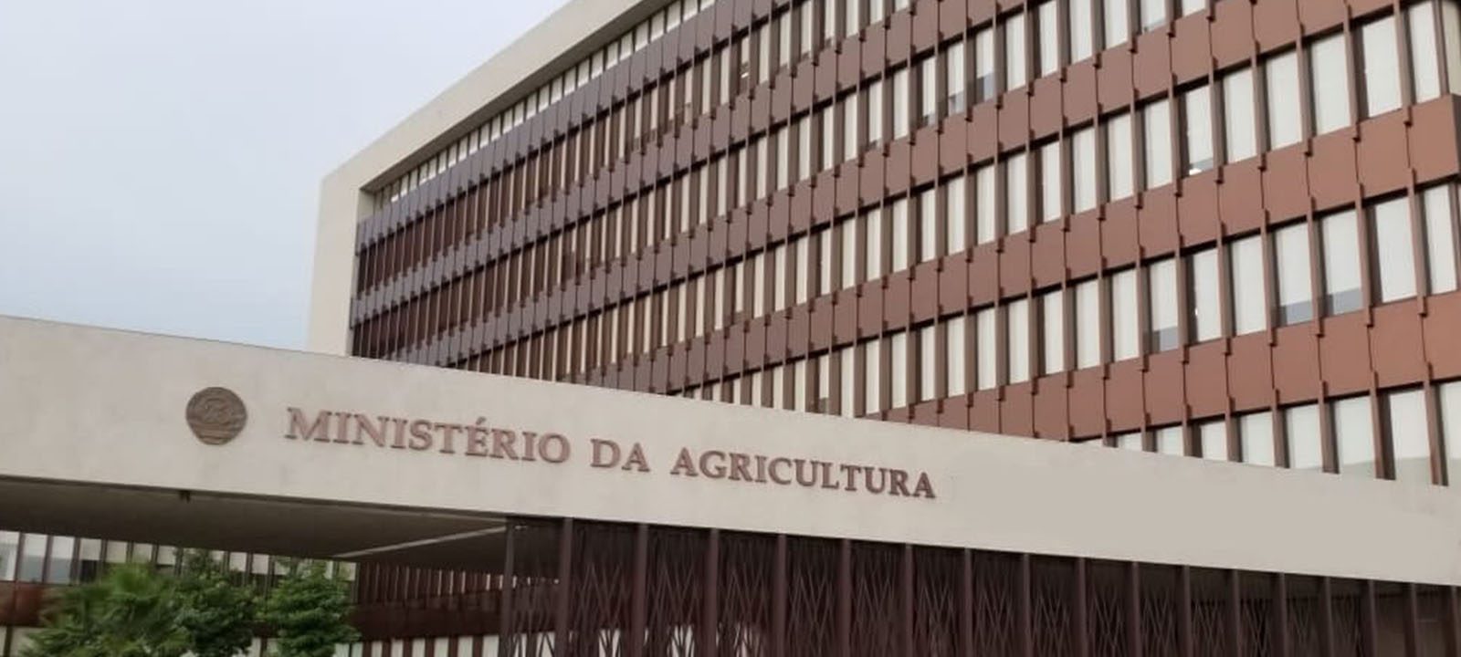 Suspensão do concurso milionário do iaom continua envolto de dúvidas
