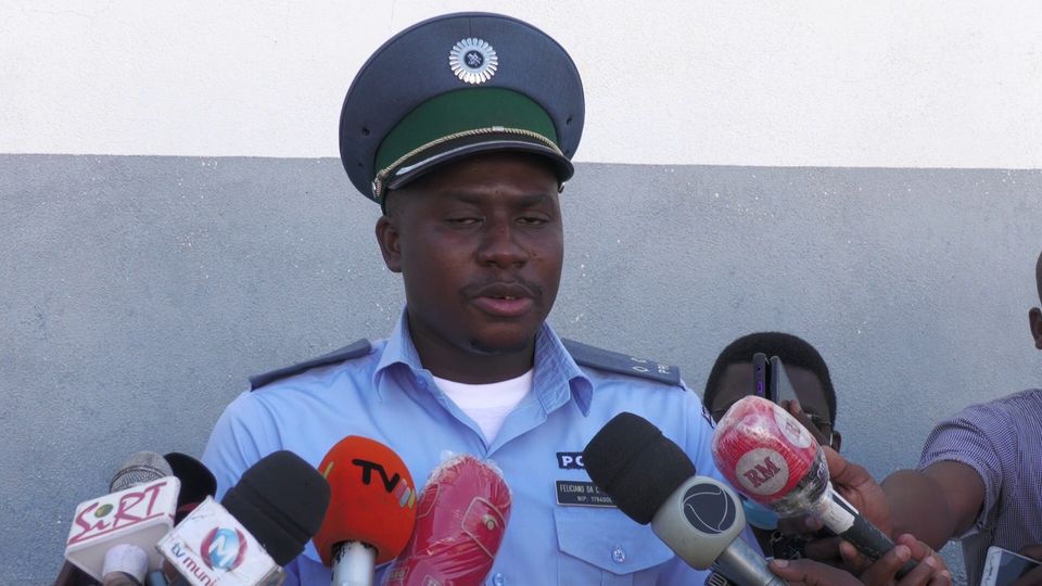 Tete: detidos na posse de arma, fardamento e equipamento militar
