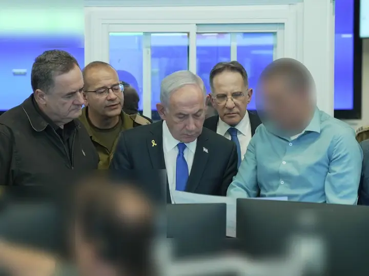 Israel bombardeia doha e diz que alvos eram chefes do