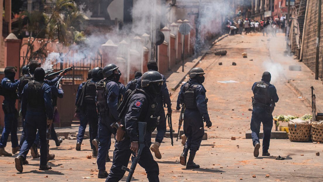 Mortos na resposta violenta às manifestações em madagáscar chocam onu