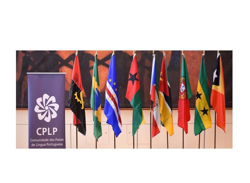 Secretários gerais dos parlamentos da cplp reunidos em maputo