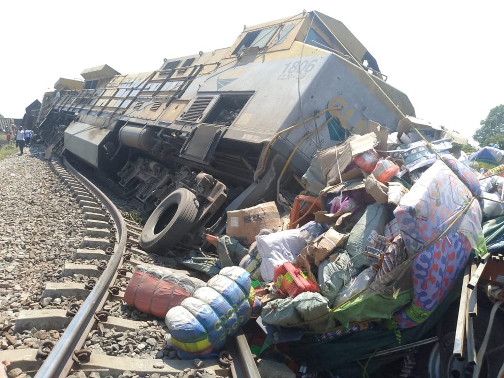 Tráfego ferroviário interrompido devido a acidente
