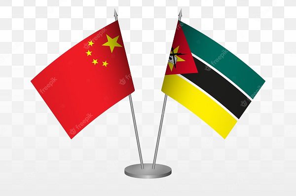 Primeira ministra vai à china rádio moçambique