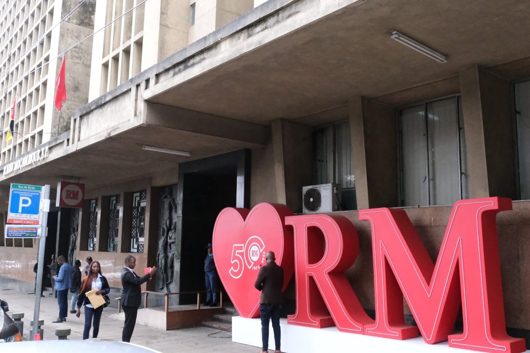 50º aniversário rm: st projectos & comunicação saúda rádio moçambique
