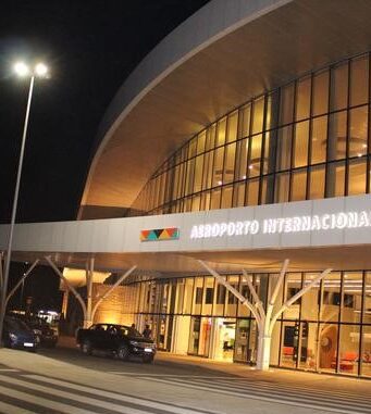 AdM empossa novos administradores e avança para reestruturar a gestão Adm empossa novos administradores e avança para reestruturar a gestão