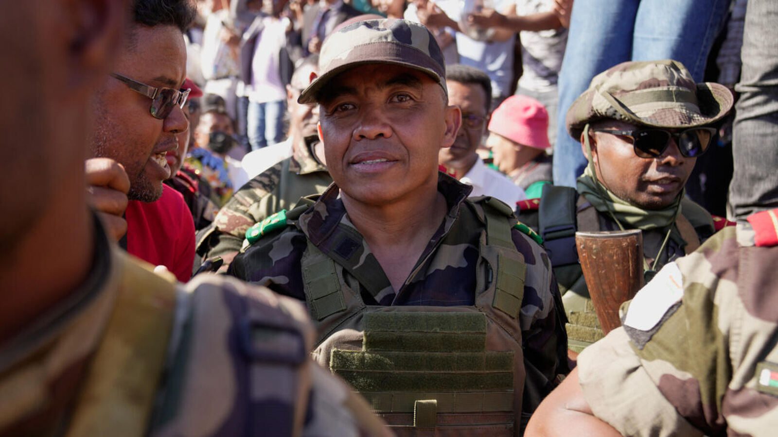 Coronel que liderou a junta militar no madagáscar vai ser