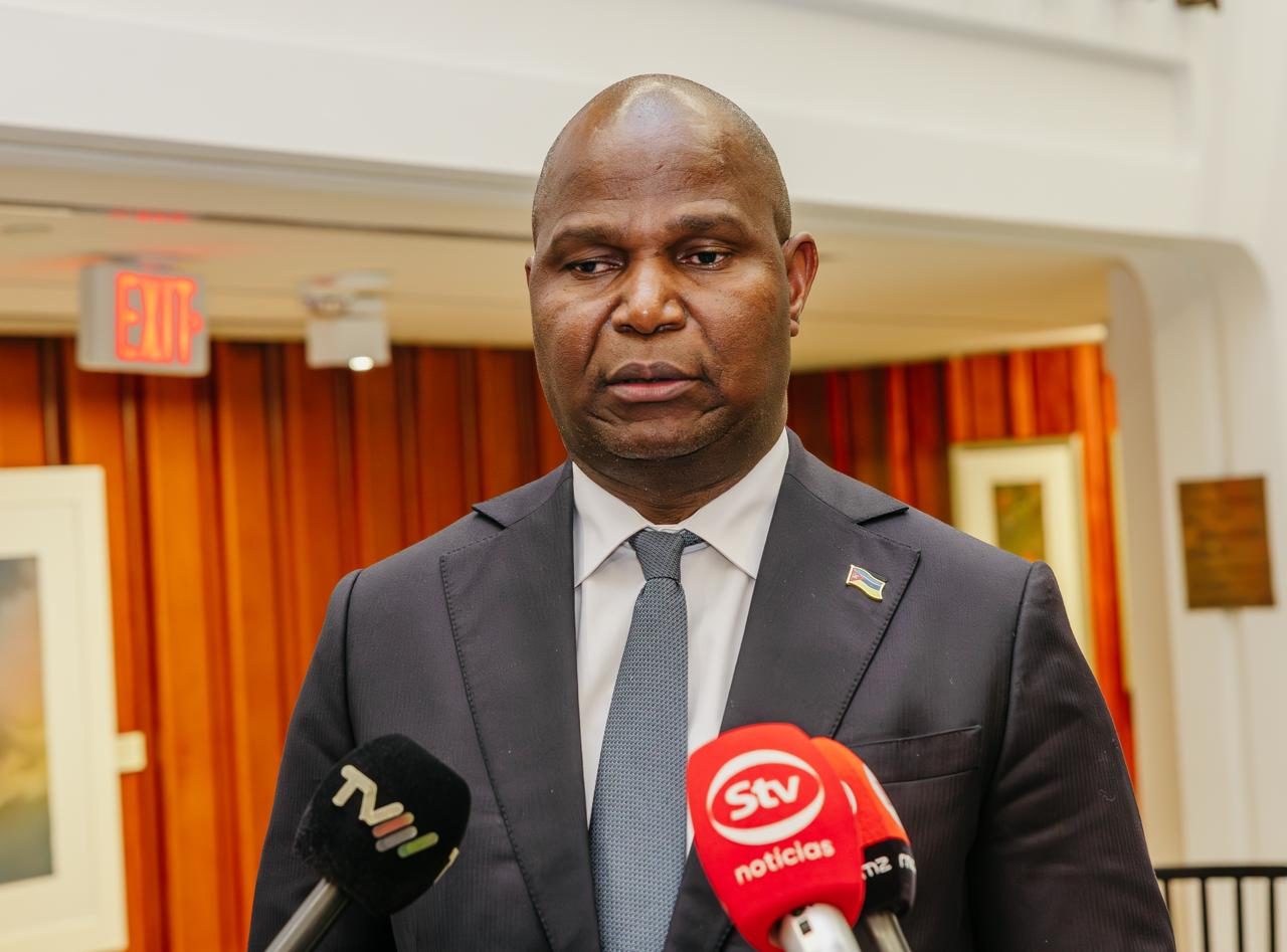 Eua vão apoiar moçambique no combate ao terrorismo