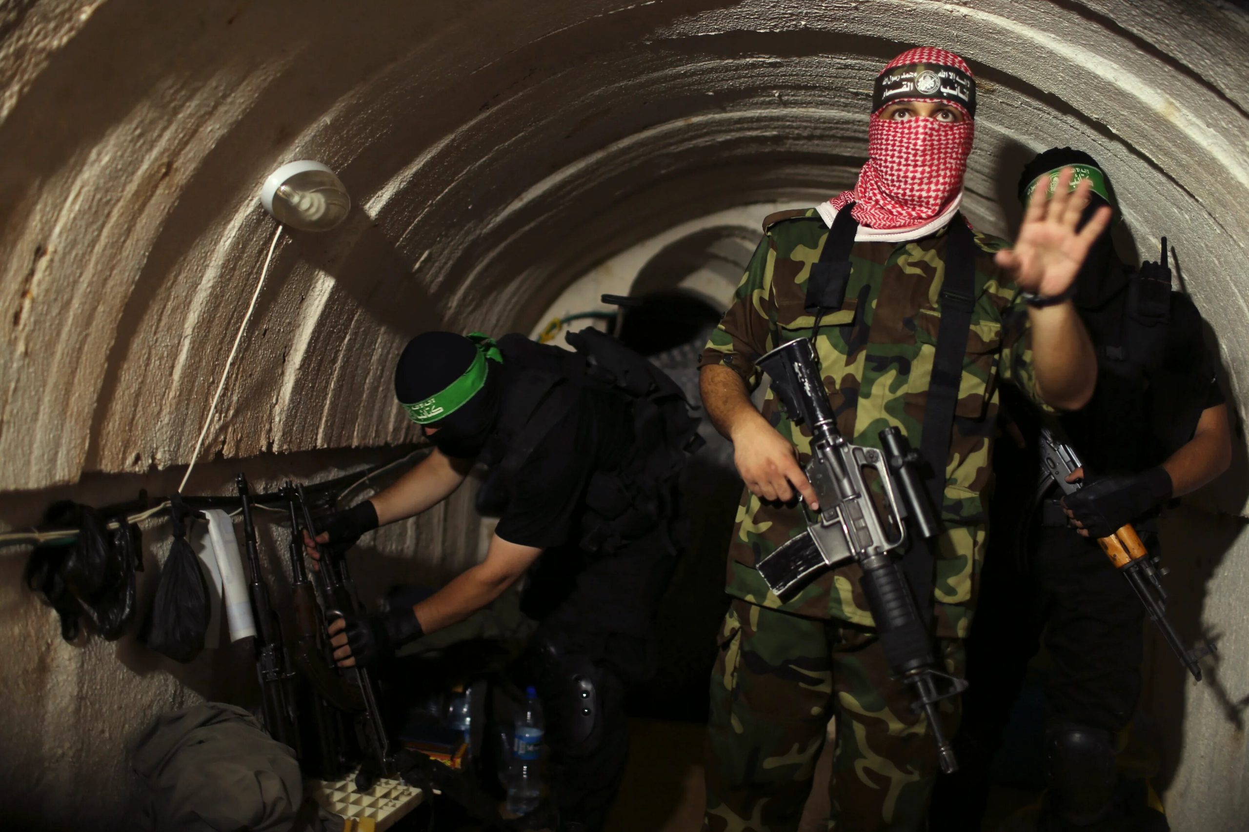 Hamas liberta os últimos 20 reféns israelenses vivos, após 738