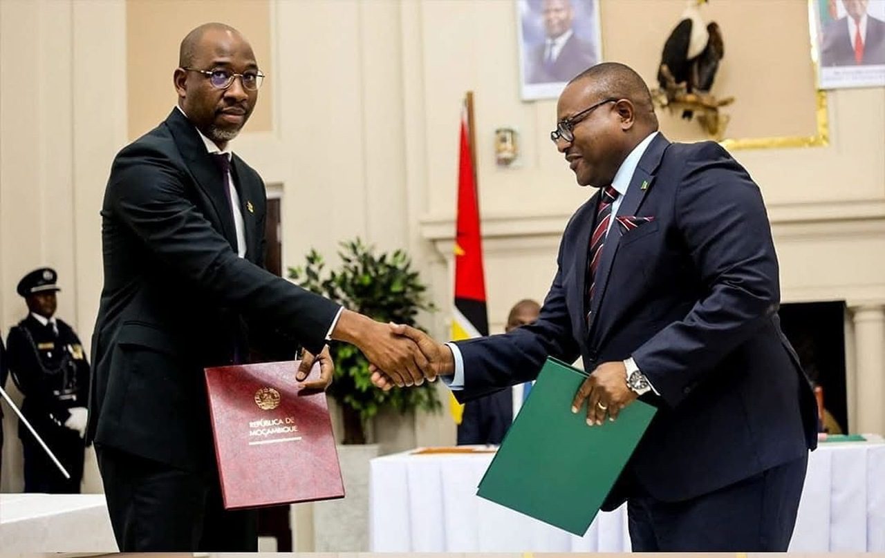 Moçambique e zâmbia assinam acordo de fronteira de paragem Única