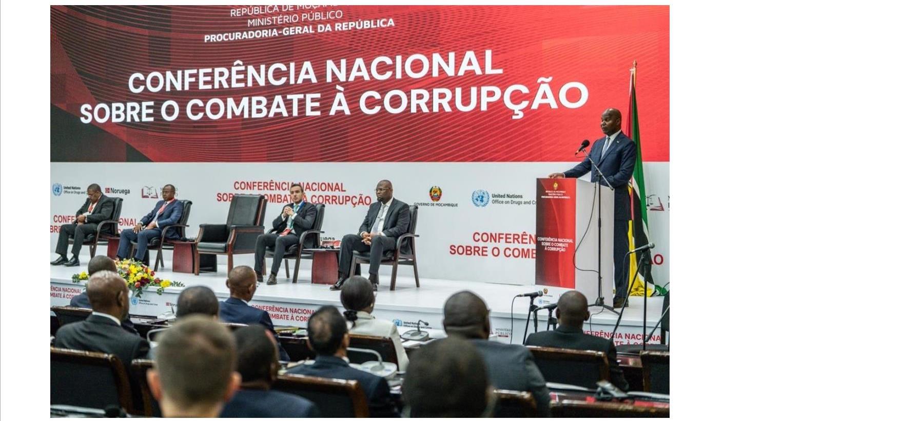 Pr exige combate firme contra à corrupção nas instituições