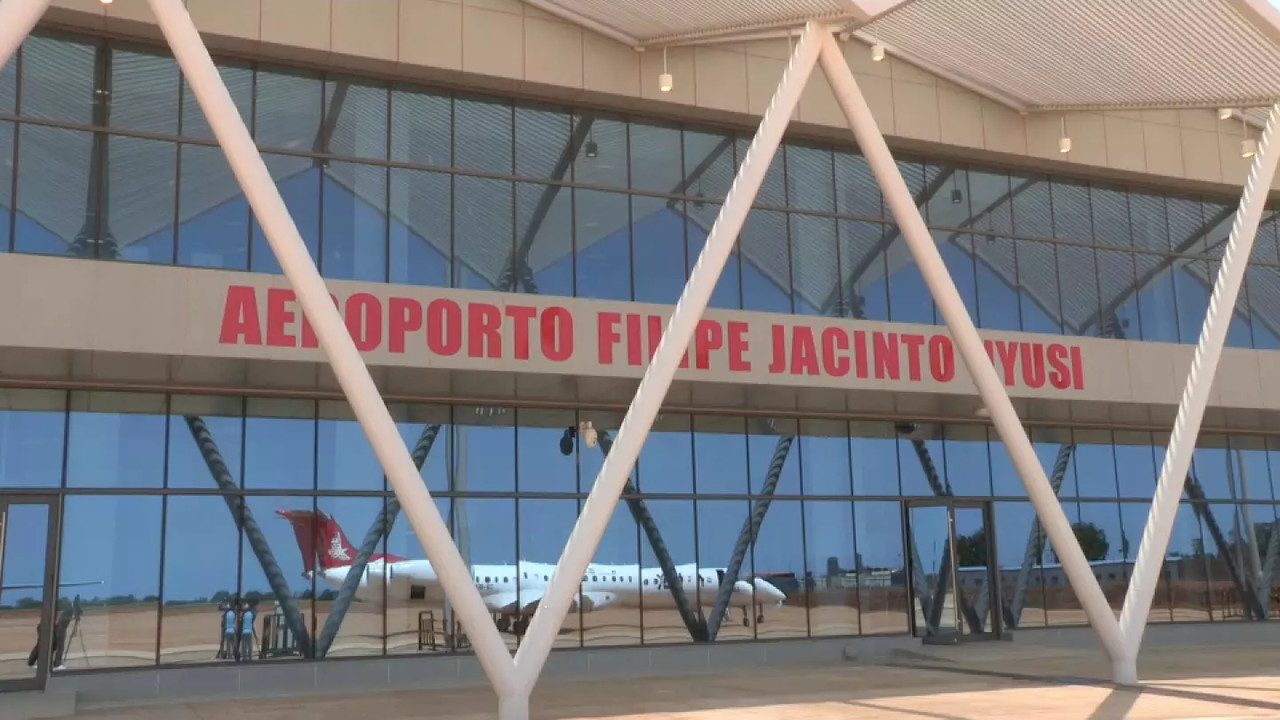 Saíde júnior quer reduzir o endividamento dos aeroportos de moçambique