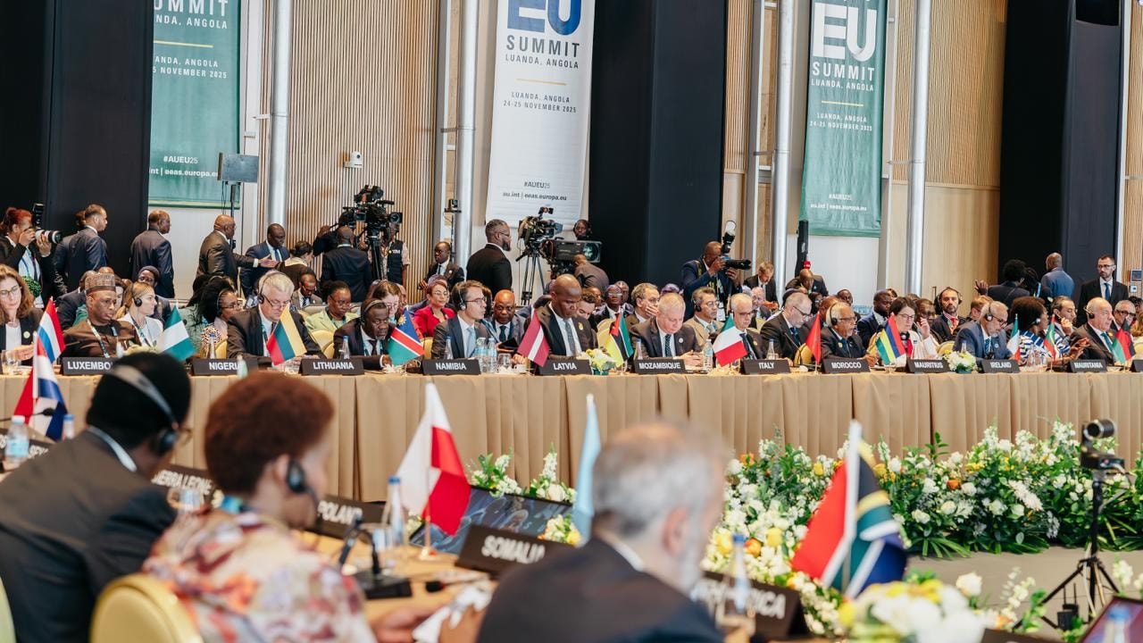 Pr enaltece papel de moçambique no desenvolvimento regional da sadc