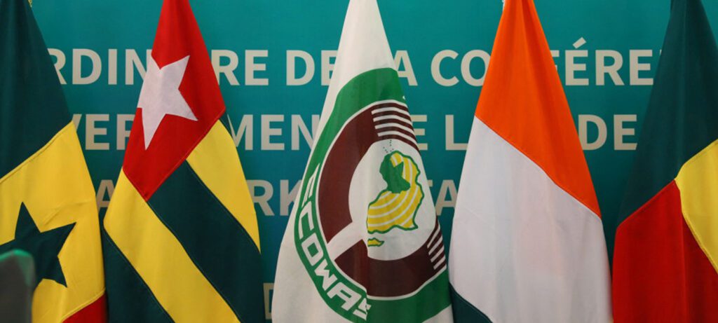 A cedeao expulsa a guiné bissau após general do exército tomar
