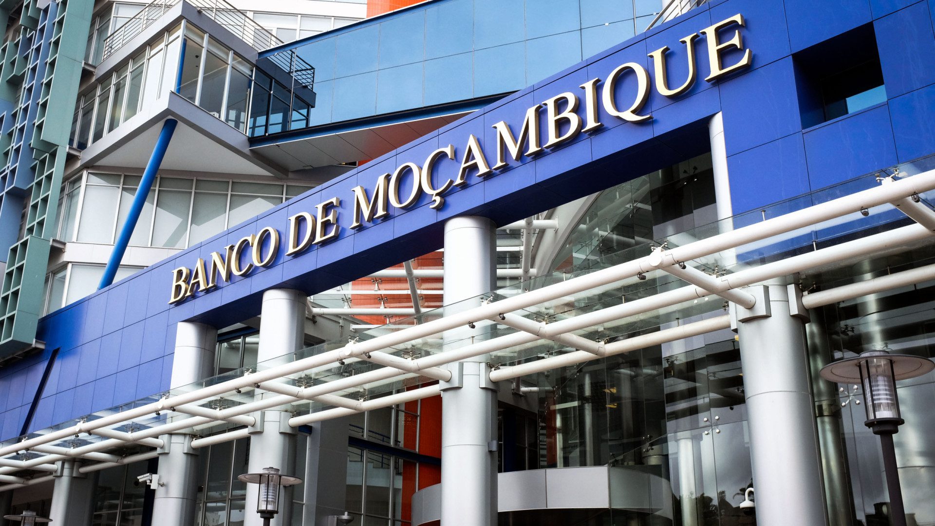 Banco de moçambique reduz taxa de juro de política monetária