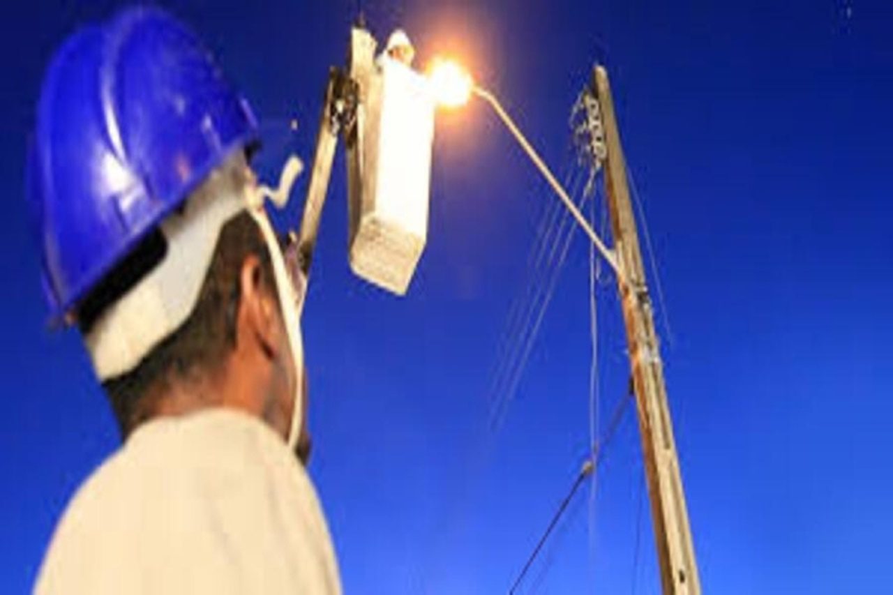 Cmp instala cerca de 500 postes solares para reforçar iluminação