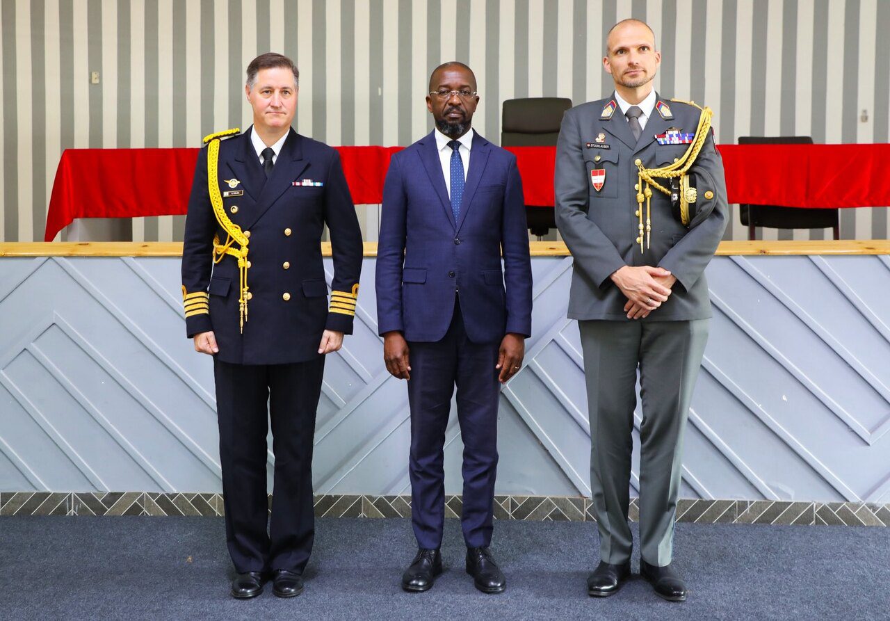 Chume considera adidos de defesa peças chave na cooperação técnico–militar entre