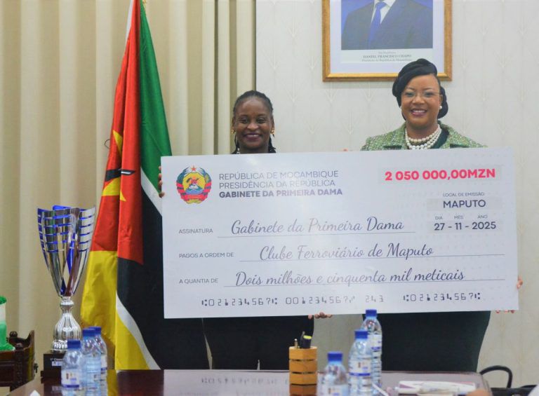 Ferroviário de maputo recebe apoio de mais de dois milhões