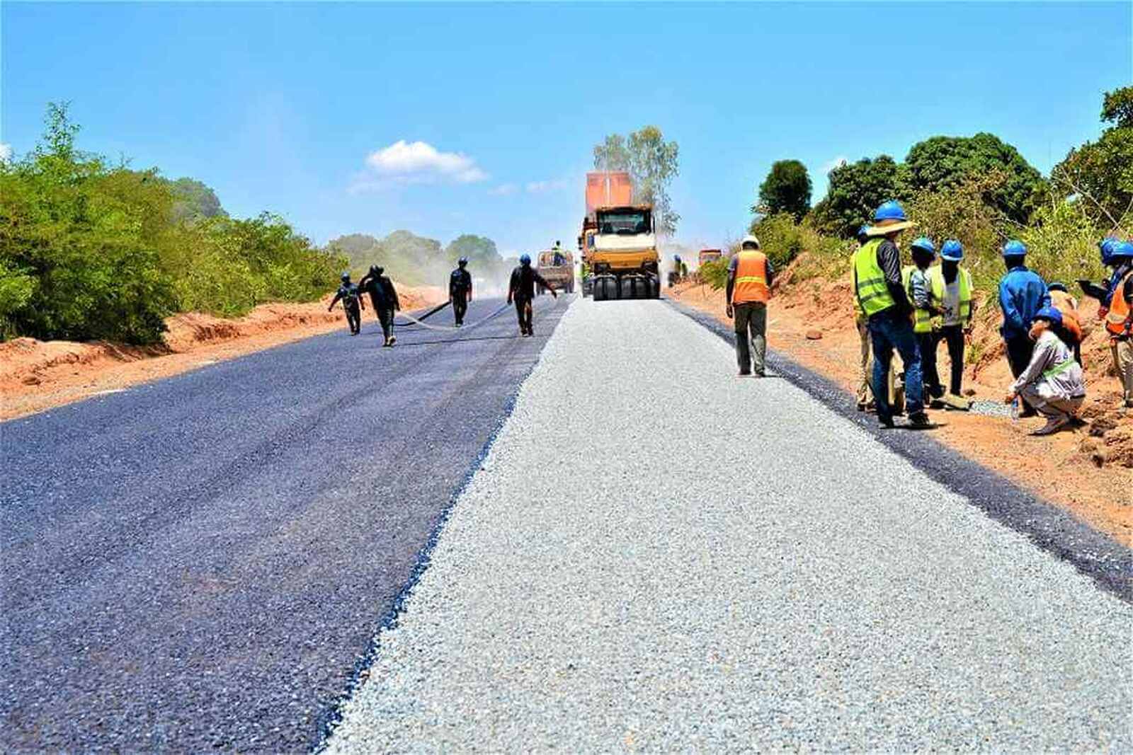 Governo de chapo herdou 14 mil milhões em dívida com