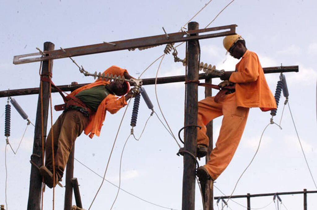Governo promete energia para todos até 2030