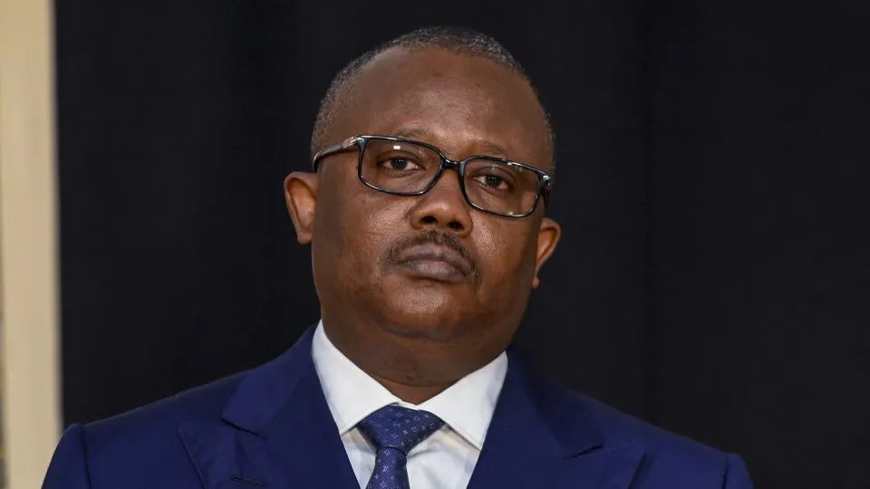 "hostil". embaló culpa portugal por golpe de estado na guiné bissau