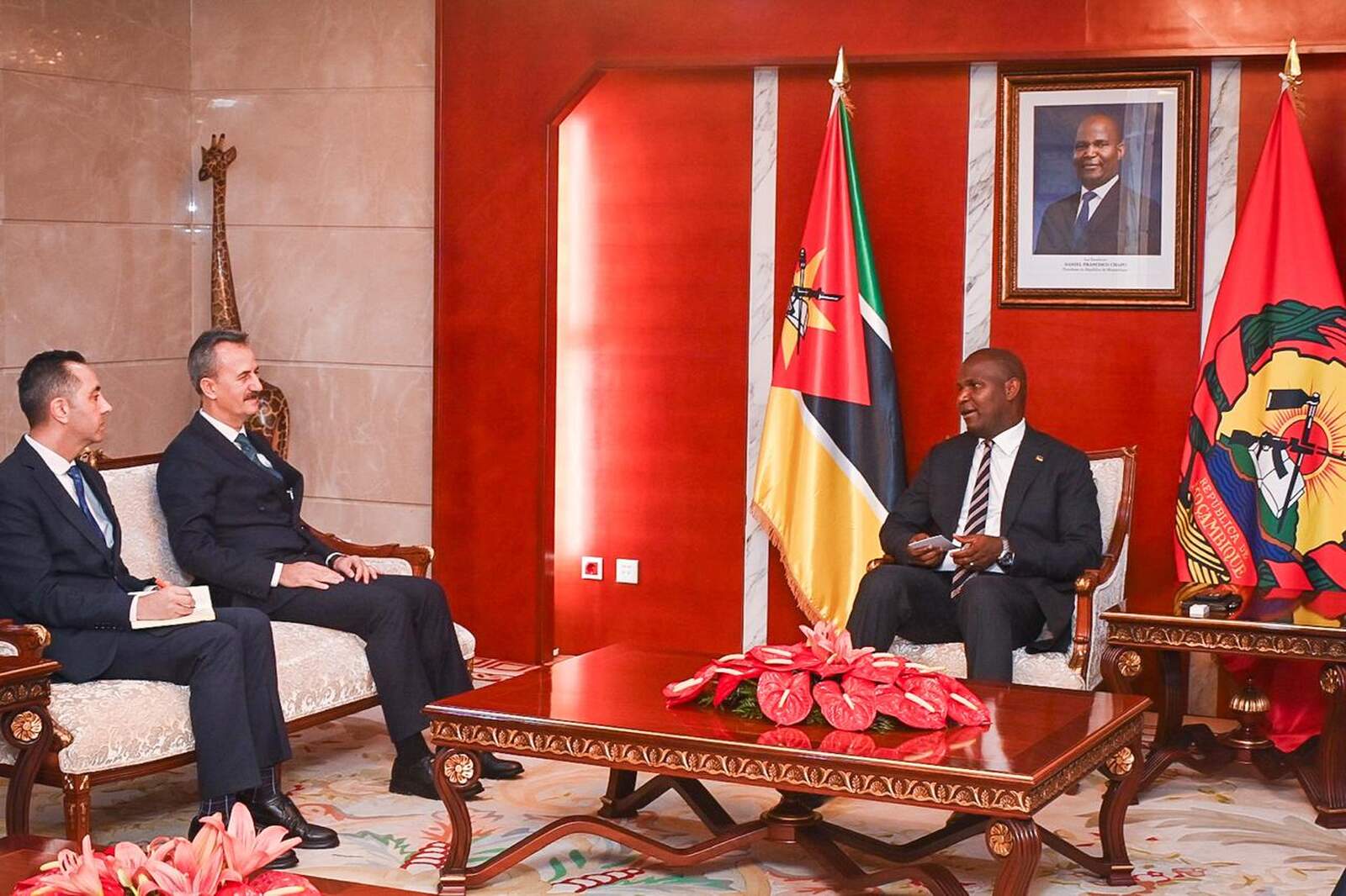 Moçambique abre portas para nova parceria militar com a turquia