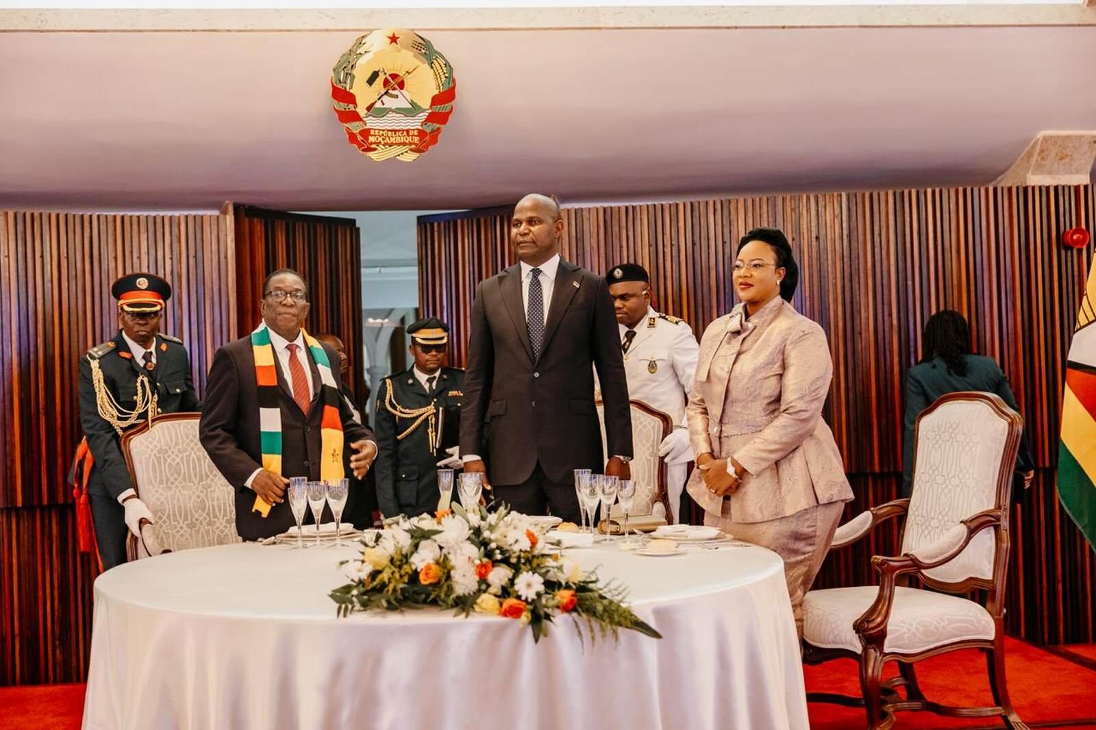 Moçambique e zimbabué reafirmam compromisso com o reforço da integração