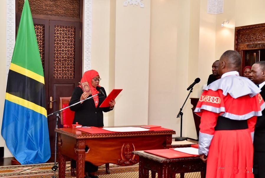 Pr participa na investidura de samia suluhu hassan, presidente eleita