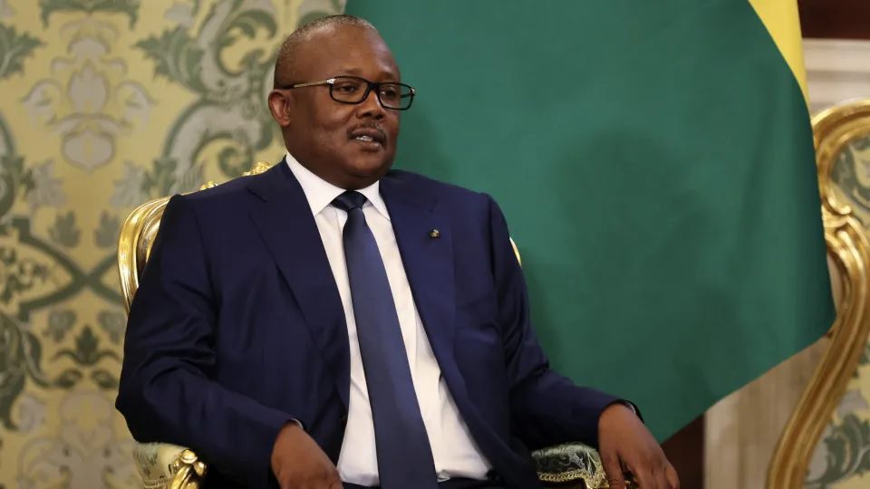 Presidente deposto da guiné bissau saiu do senegal para o congo