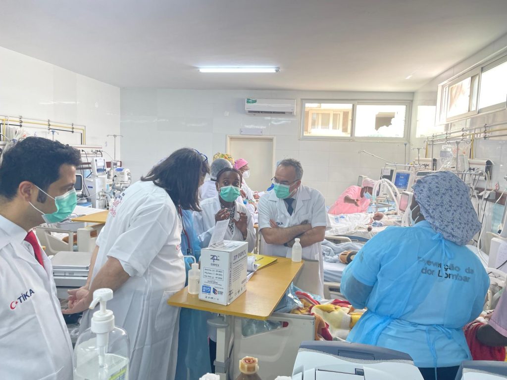 Tika forma profissionais de saúde para redução da mortalidade materno