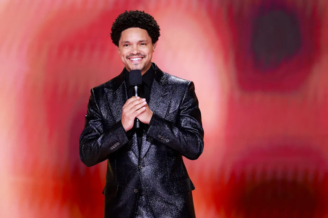 Trevor noah doa 5 milhões de dólares para construir centros