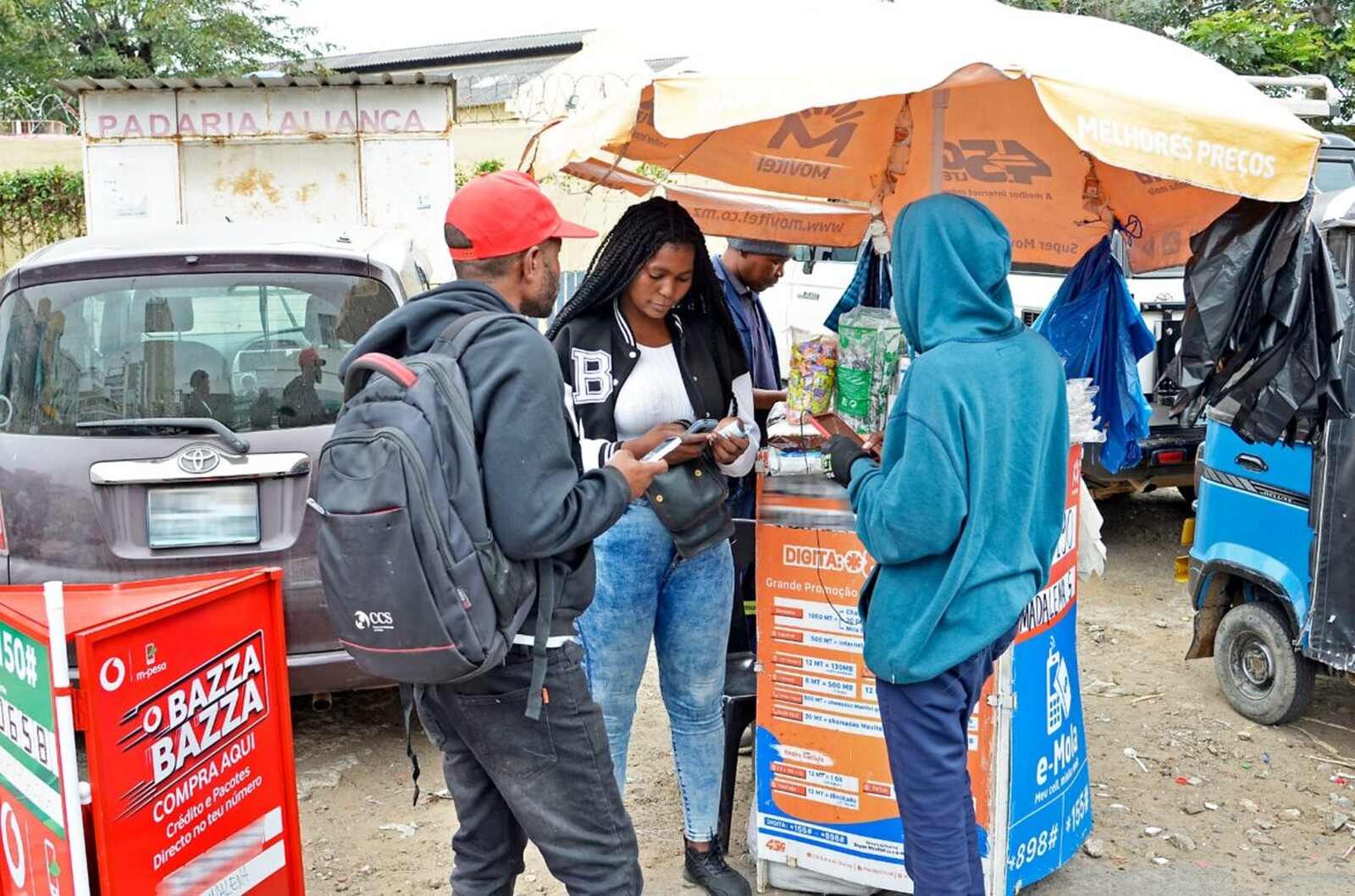 Governo vai cobrar impostos de transacções no m pesa, e mola e