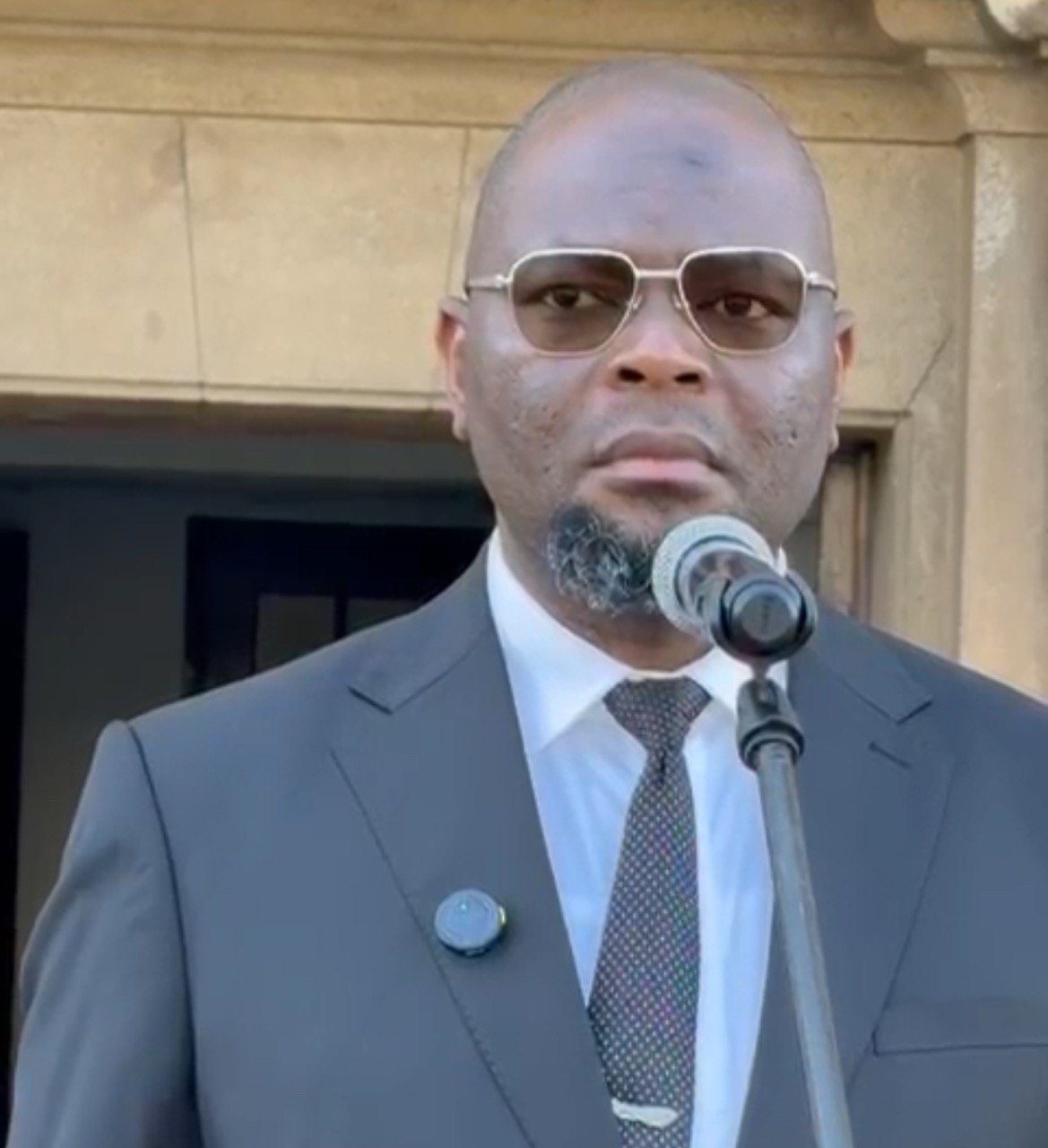 Edil de maputo orienta actuação pedagógica da polícia municipal e