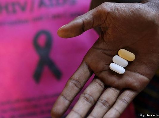 Governo adopta serviços para reforçar acesso ao tratamento anti retroviral pm