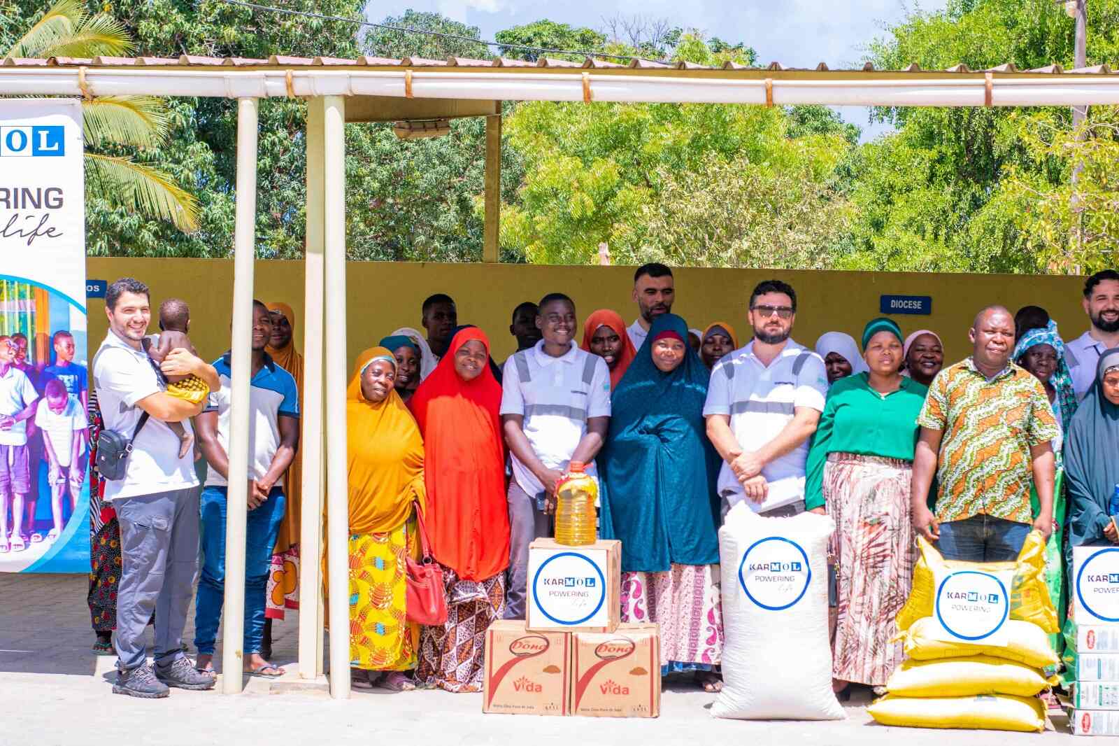 Karmol apoia famílias vulneráveis em nacala com produtos alimentares