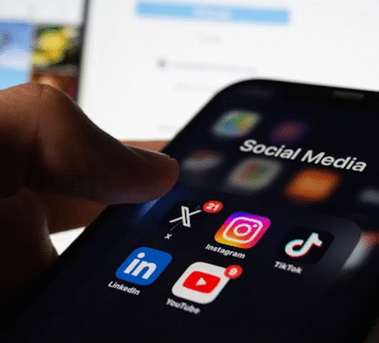 Menores de 16 anos proibidos de aceder a redes sociais