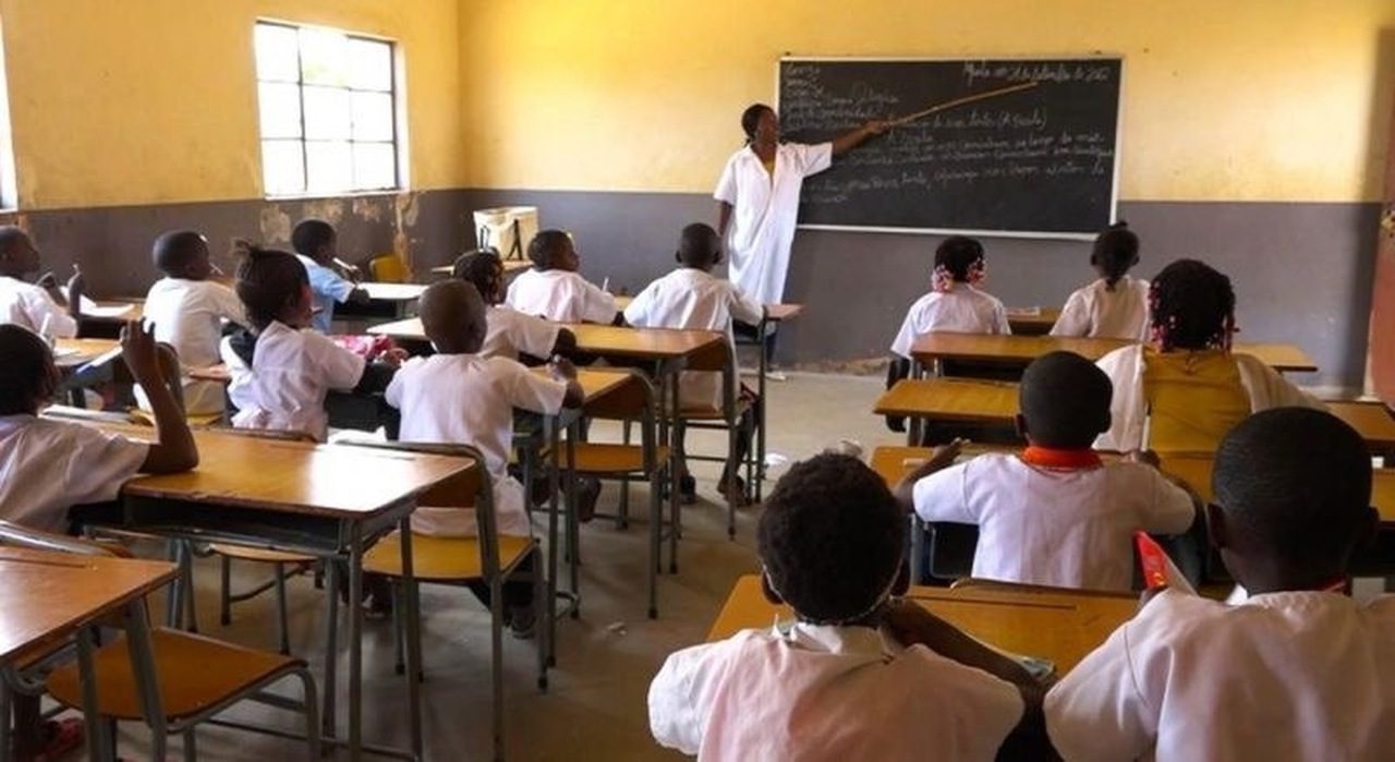 Ministério regula passagem de alunos do antigo currículo para o