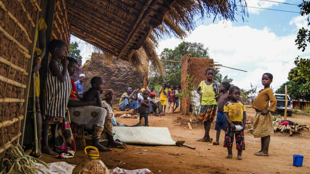 Mota engil entrega alimentos às vítimas do terrorismo em memba