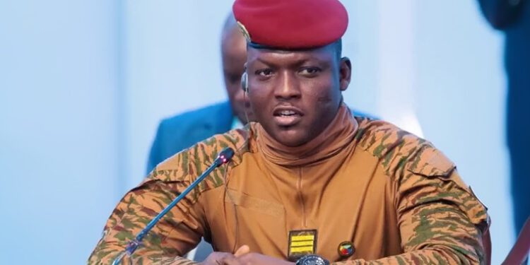 Burkina Faso frustra tentativa de assassinato de Ibrahim Traoré