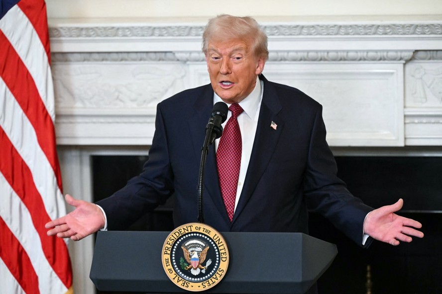 Donald Trump retira EUA de mais de 60 organismos das