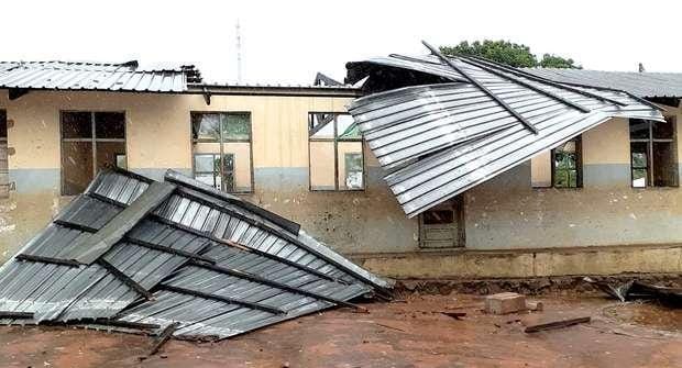 Mau tempo em Inhambane destrói 50 salas de aula e