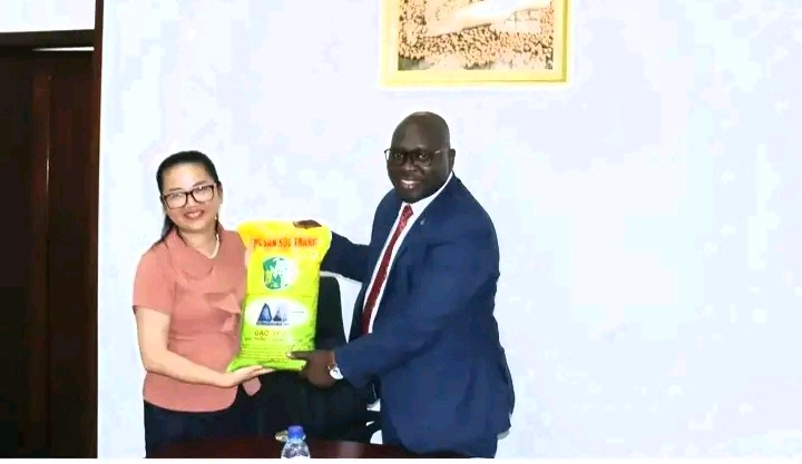 Moçambique e Vietnã aproximam se em acordo de exportação de arroz