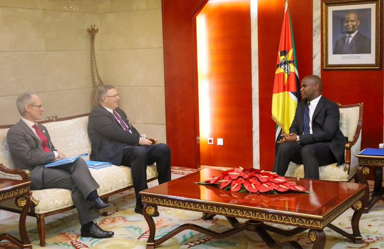 Mozambique LNG retoma sem acordo sobre novo cronograma e responsabilidade