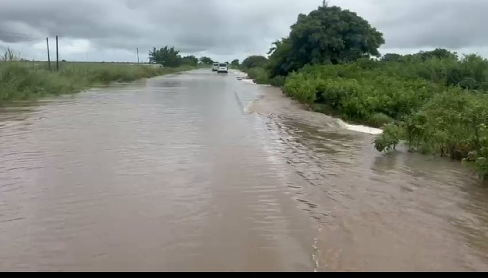 N1: Inundações isolam Maputo do resto do País a partir