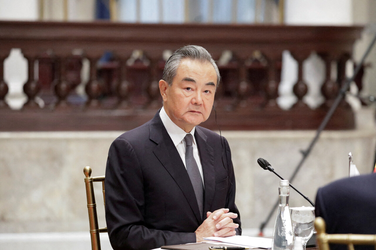 Nº 1 da diplomacia chinesa inicia visita a países africanos