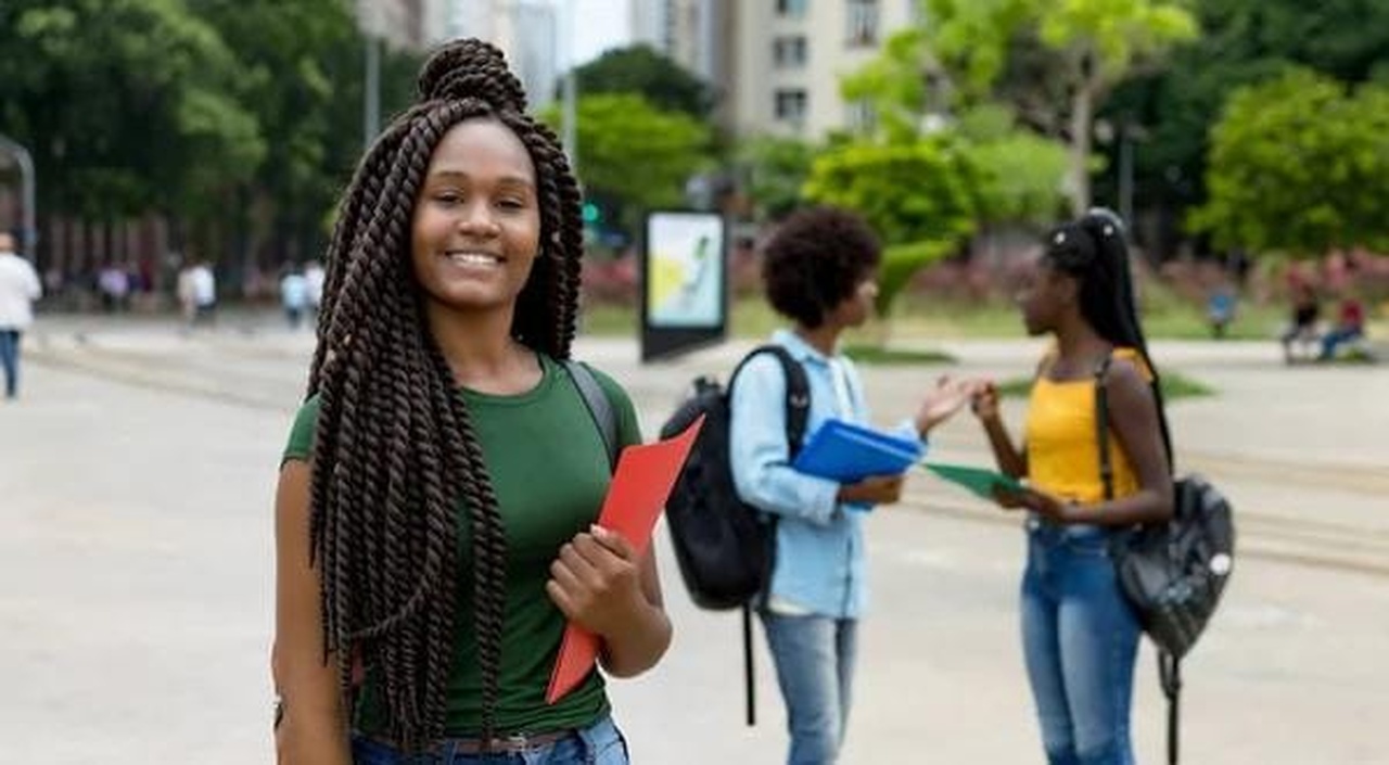 Universidades e escolas privadas passam a cobrar IVA sobre propinas