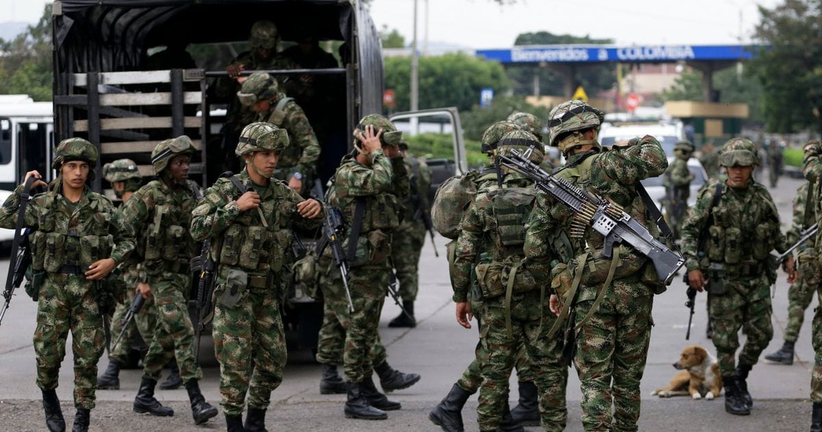 Venezuela decreta busca e captura em todo o país de