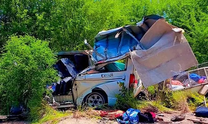 Colisão na EN1 em Machanga provoca duas mortes e deixa