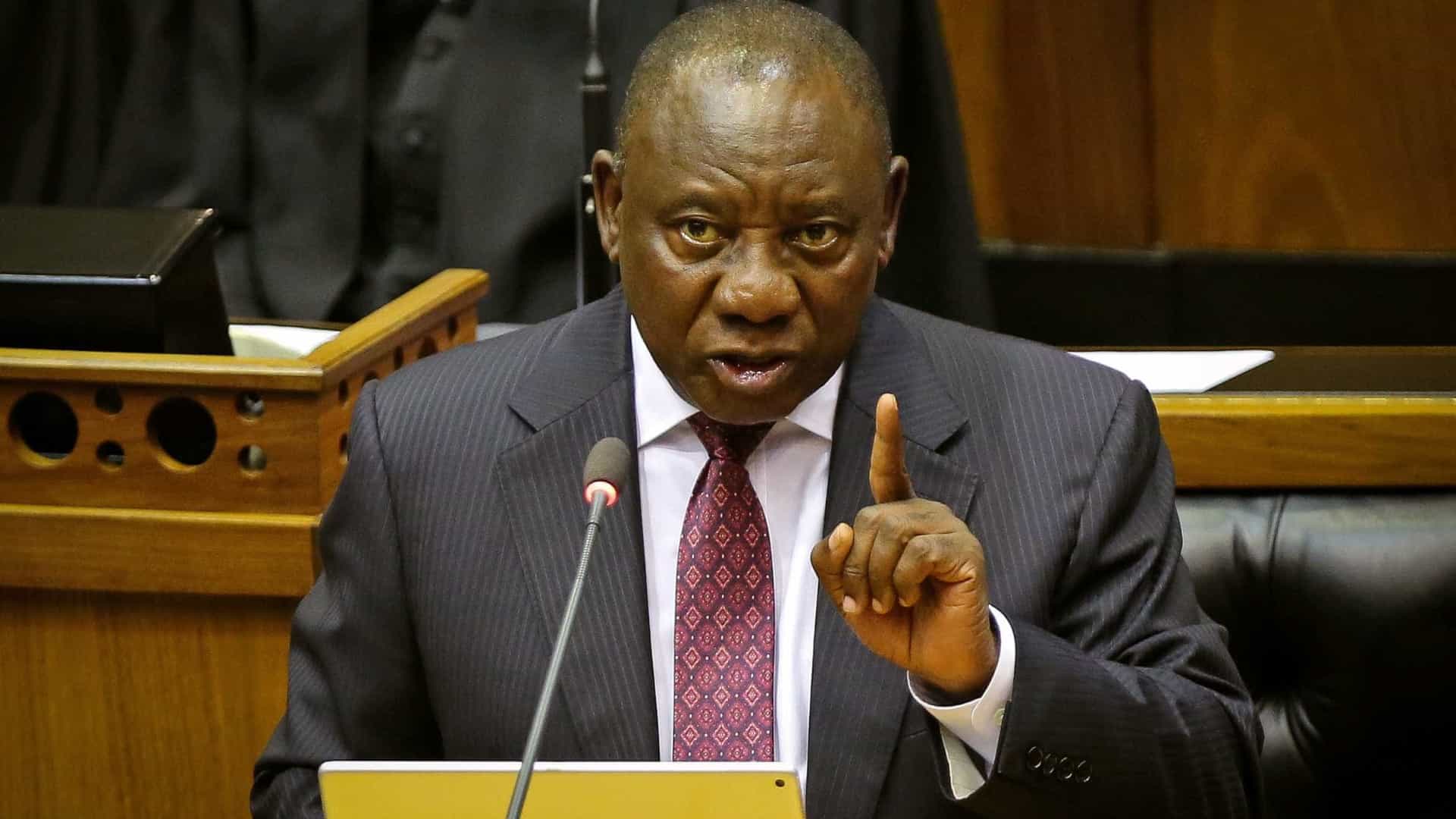 Cyril Ramaphosa vai mobilizar militares para combater crime organizado